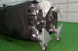 Rahmen der QUICKUPTENT ALU-HEXAGON-Serie mit Rollen in Transporttasche