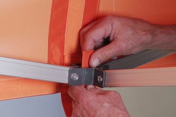 Schritt 5: Spannung ins Dach bringen