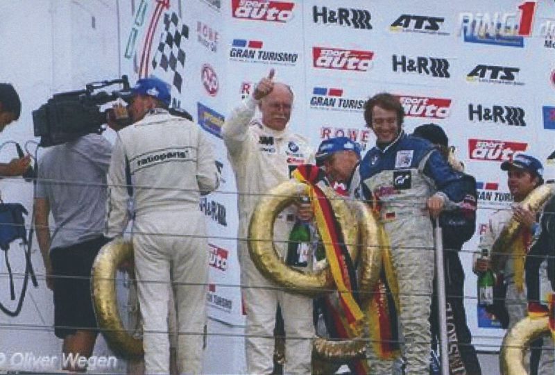 Auch 2011 wurde das Podium erreicht - mit Unterstützung der QUICKUPENT GmbH, DEM Faltzelt-Anbieter